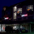 Leuchtkästen mit Folienbeschriftung und Blockout-Folien