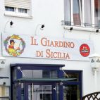 Digitaldruck Folie mit glänzendem Schutzlaminat auf Werbeschild kaschiert