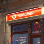 Angestrahltes Werbeschild mit Beleuchtungssystem