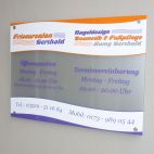 Werbeschild mit Hochleistungsfolie Oracal 751c und Glasdekorfolie Oracal 8510