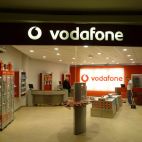 Sonderbau Leuchtkasten innen und dekupierte Schrift oben - selbstleuchtend